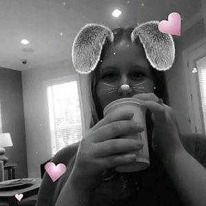 Meet your Posher, Katlyn